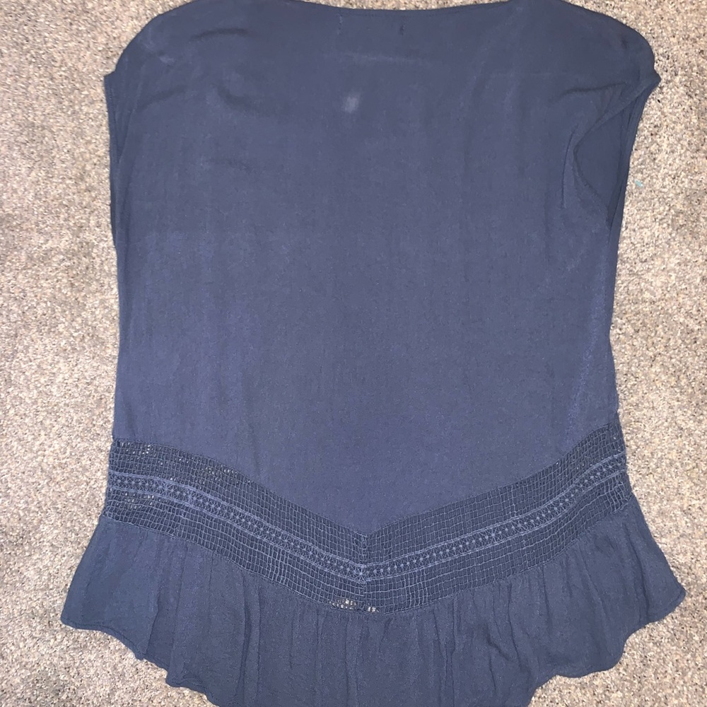Blue pattern top - Picture 3 of 5